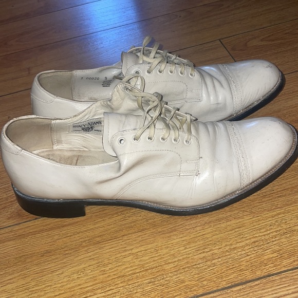 All white Stacy adams use but in great condition - Picture 3 of 3